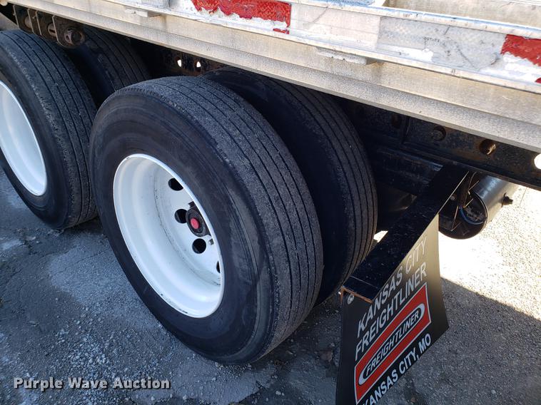 image for item DF3355 1999 Dorsey flatbed trailer