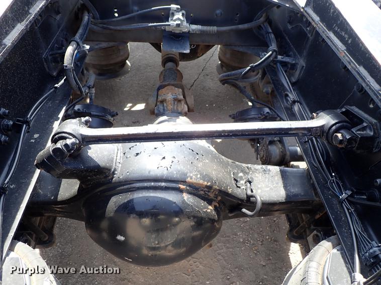 image for item DF8849 2003 Freightliner Columbia semi truck