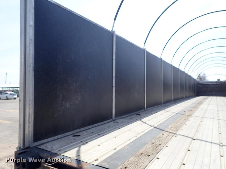 image for item DF8850 2006 Fontaine EFTW-7-8048WSAWK flatbed trailer