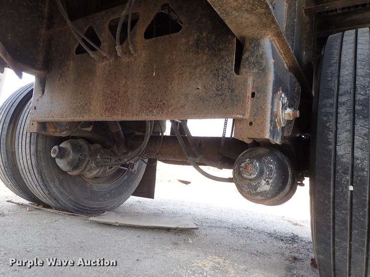 image for item DF8850 2006 Fontaine EFTW-7-8048WSAWK flatbed trailer