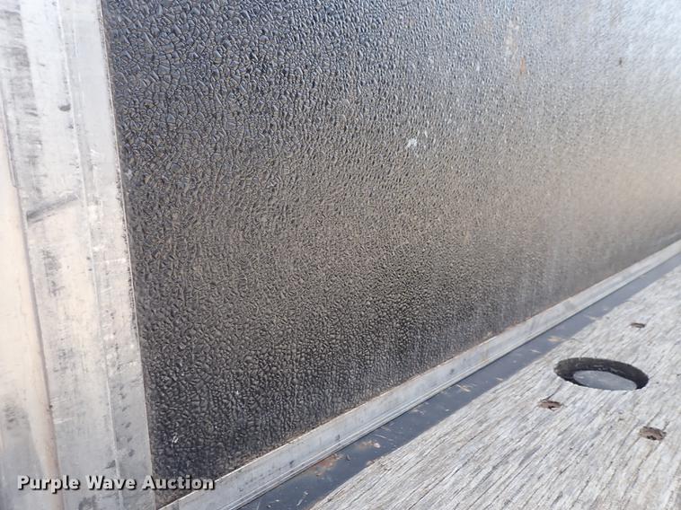 image for item DF8850 2006 Fontaine EFTW-7-8048WSAWK flatbed trailer