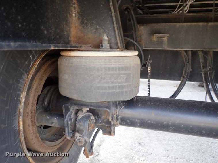 image for item DF8850 2006 Fontaine EFTW-7-8048WSAWK flatbed trailer