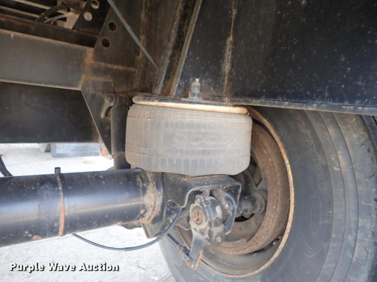 image for item DF8850 2006 Fontaine EFTW-7-8048WSAWK flatbed trailer