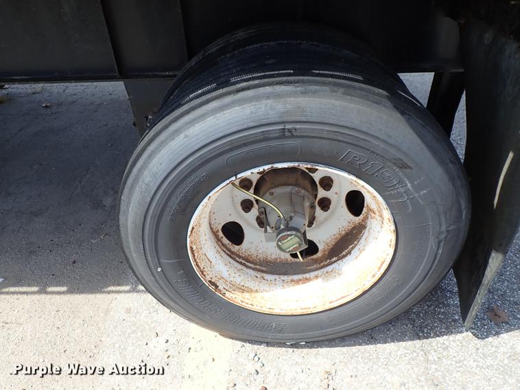 image for item DF8850 2006 Fontaine EFTW-7-8048WSAWK flatbed trailer