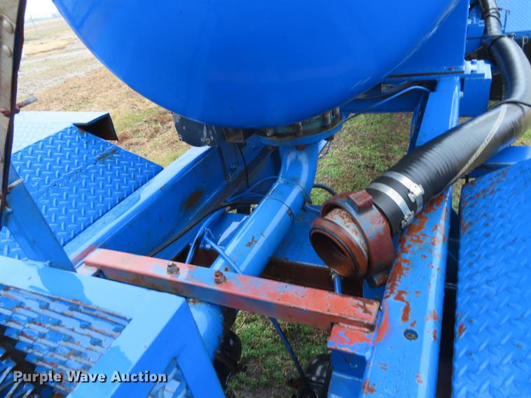 image for item DN9139 1977 Nabors pup tank trailer