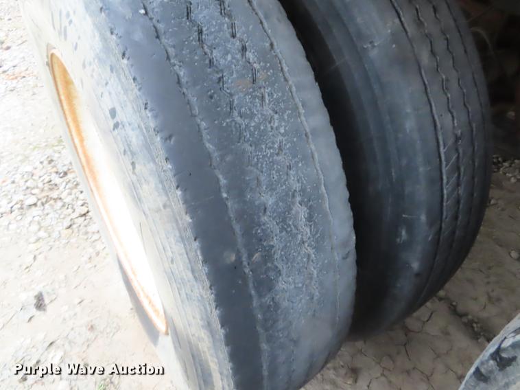 image for item DN9140 2007 shop built tank trailer