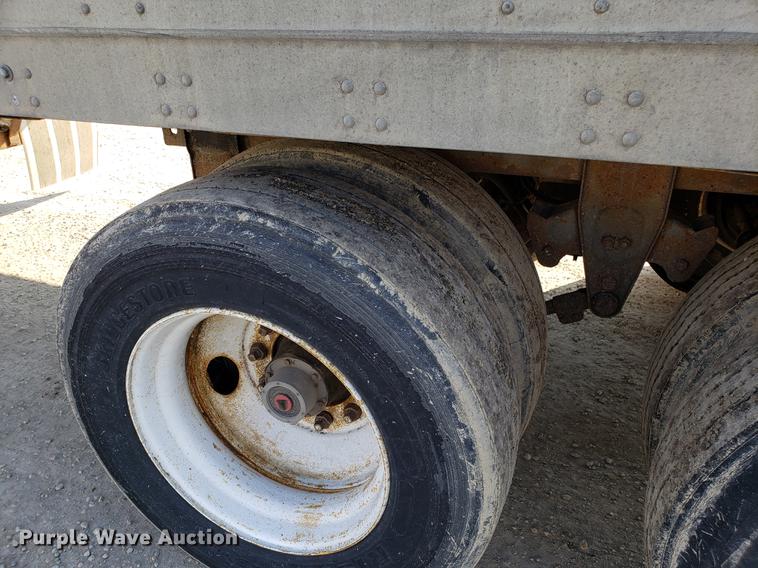 image for item EN9843 1990 Great Dane dry van trailer