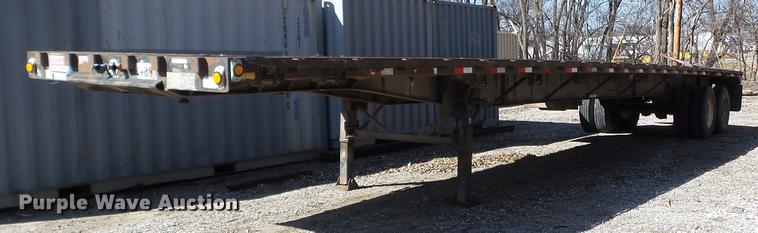 image for item EW9986 1993 Trailmobile F7AT-5EAA flatbed trailer