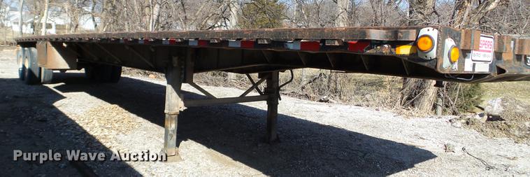 image for item EW9986 1993 Trailmobile F7AT-5EAA flatbed trailer