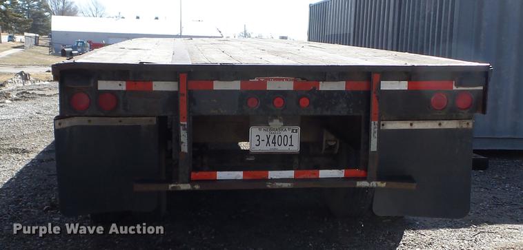 image for item EW9986 1993 Trailmobile F7AT-5EAA flatbed trailer