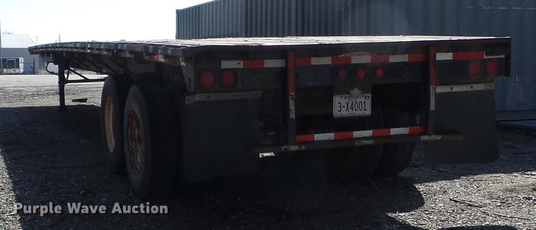image for item EW9986 1993 Trailmobile F7AT-5EAA flatbed trailer