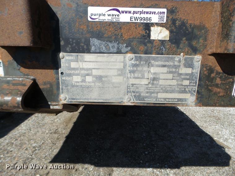 image for item EW9986 1993 Trailmobile F7AT-5EAA flatbed trailer