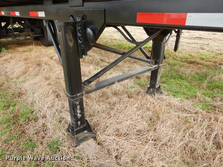 image for item EZ9821 2001 Fruehauf end dump trailer