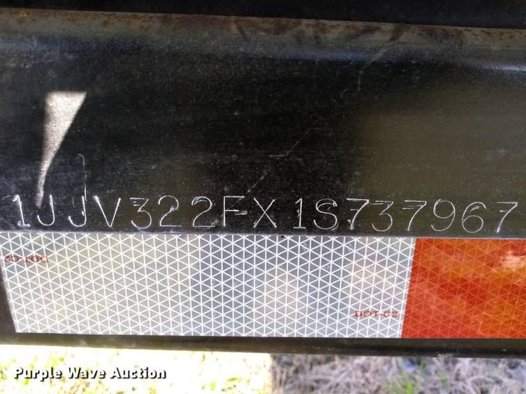 image for item EZ9821 2001 Fruehauf end dump trailer