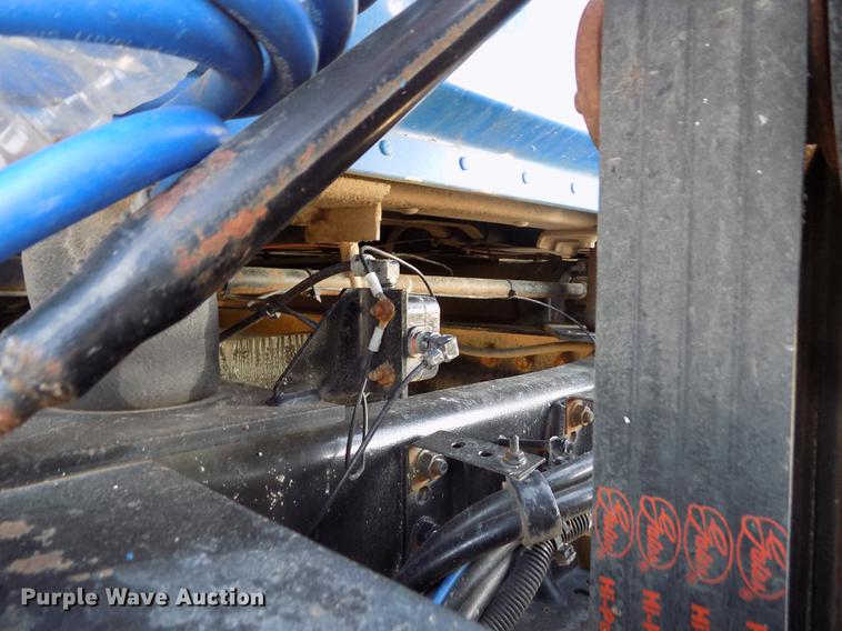 image for item FH9027 1996 Volvo WIA semi truck