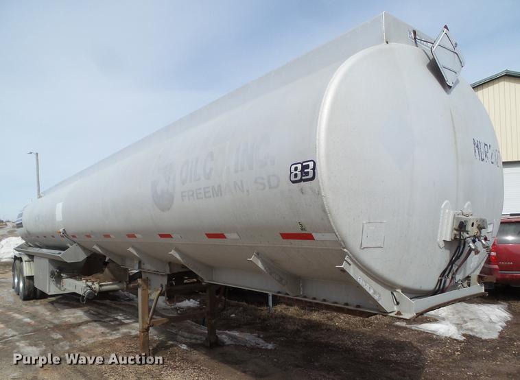 image for item L5737 1983 Polar tank trailer