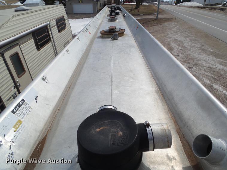 image for item L5737 1983 Polar tank trailer