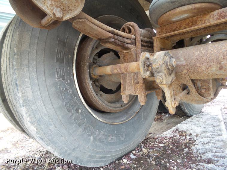 image for item L5737 1983 Polar tank trailer