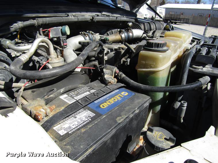 image for item DB6765 1999 Ford F450 Super Duty flatbed truck