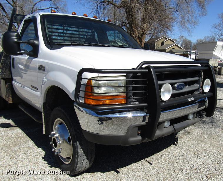 image for item DB6765 1999 Ford F450 Super Duty flatbed truck