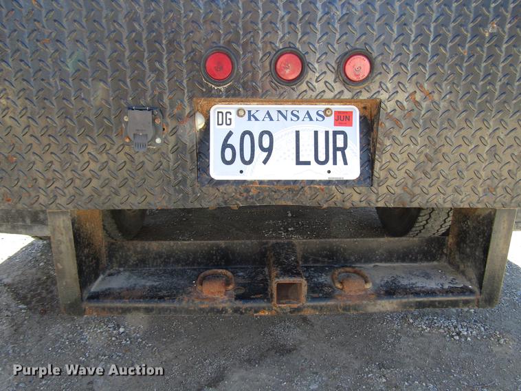 image for item DB6765 1999 Ford F450 Super Duty flatbed truck