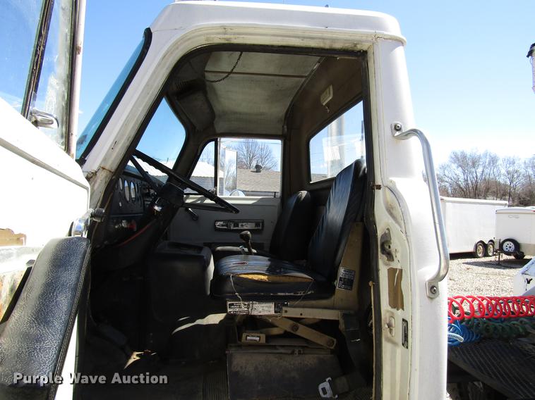 image for item DB6766 1975 International semi truck with Utility bottom dump trailer