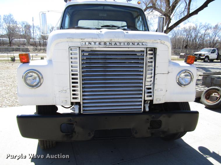 image for item DB6766 1975 International semi truck with Utility bottom dump trailer