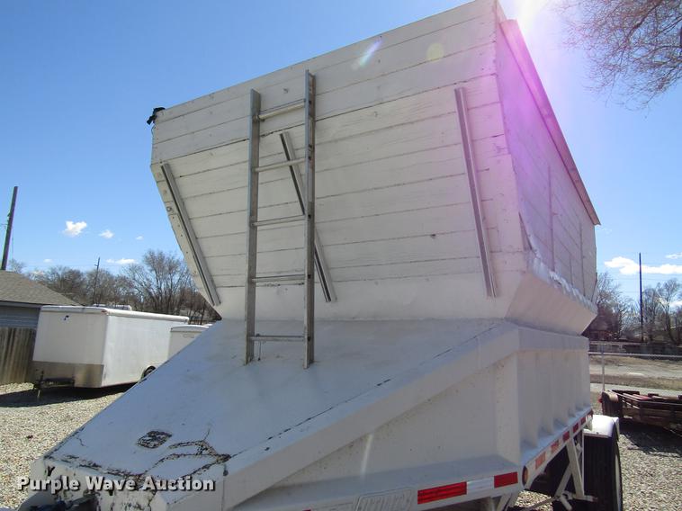 image for item DB6766 1975 International semi truck with Utility bottom dump trailer