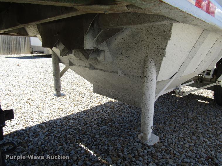 image for item DB6766 1975 International semi truck with Utility bottom dump trailer