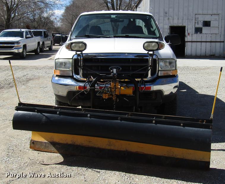 image for item DB6767 2003 Ford F250 Super Duty Crew Cab pickup truck