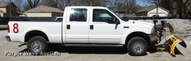 image for item DB6767 2003 Ford F250 Super Duty Crew Cab pickup truck