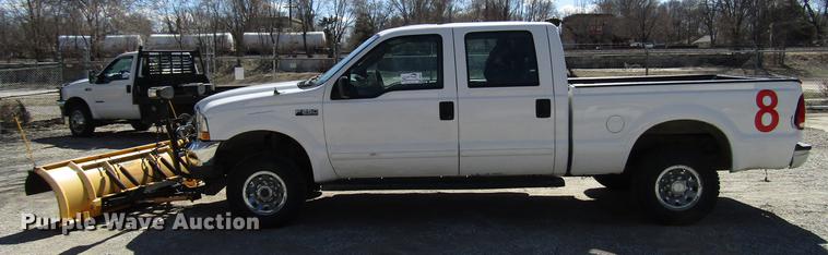 image for item DB6767 2003 Ford F250 Super Duty Crew Cab pickup truck