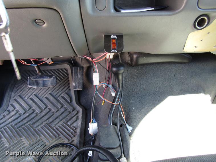 image for item DB6767 2003 Ford F250 Super Duty Crew Cab pickup truck