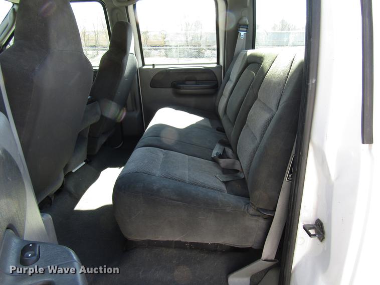 image for item DB6767 2003 Ford F250 Super Duty Crew Cab pickup truck