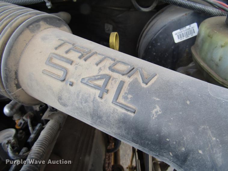 image for item DB6767 2003 Ford F250 Super Duty Crew Cab pickup truck