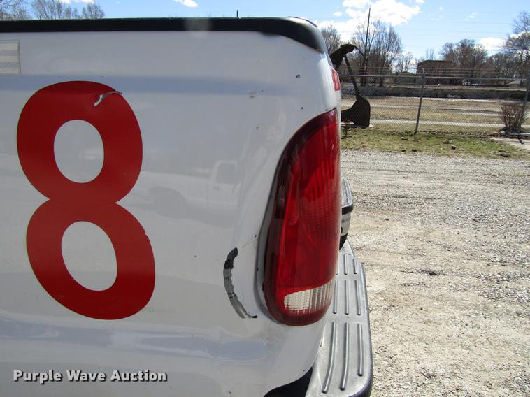 image for item DB6767 2003 Ford F250 Super Duty Crew Cab pickup truck