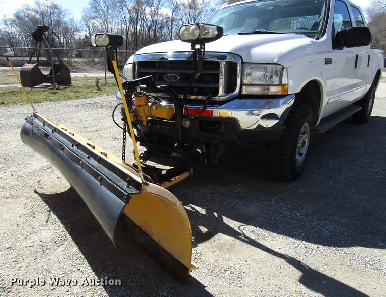 image for item DB6767 2003 Ford F250 Super Duty Crew Cab pickup truck