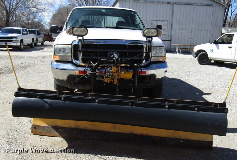 image for item DB6767 2003 Ford F250 Super Duty Crew Cab pickup truck