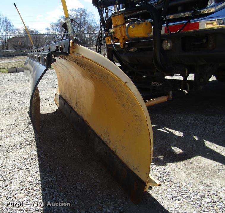 image for item DB6767 2003 Ford F250 Super Duty Crew Cab pickup truck