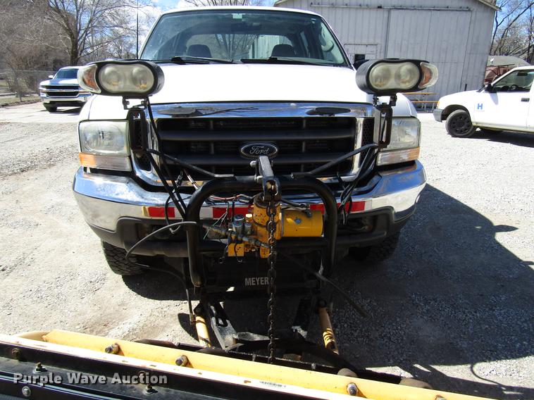 image for item DB6767 2003 Ford F250 Super Duty Crew Cab pickup truck