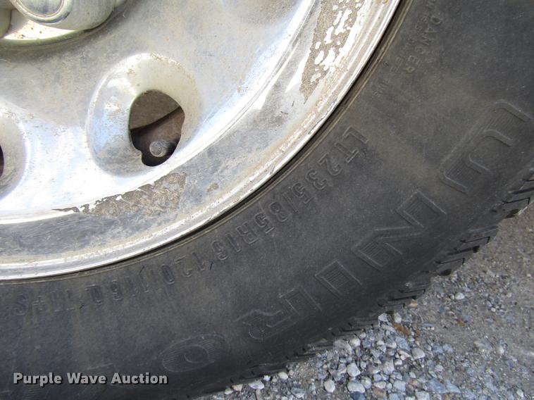 image for item DB6767 2003 Ford F250 Super Duty Crew Cab pickup truck