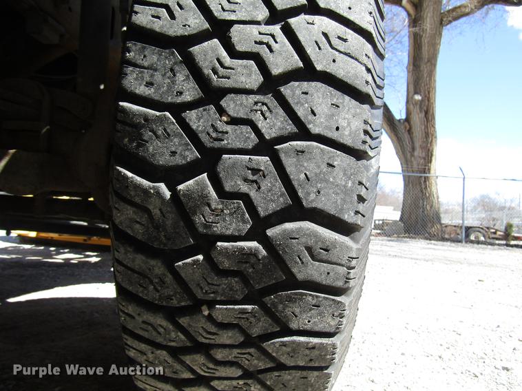 image for item DB6767 2003 Ford F250 Super Duty Crew Cab pickup truck