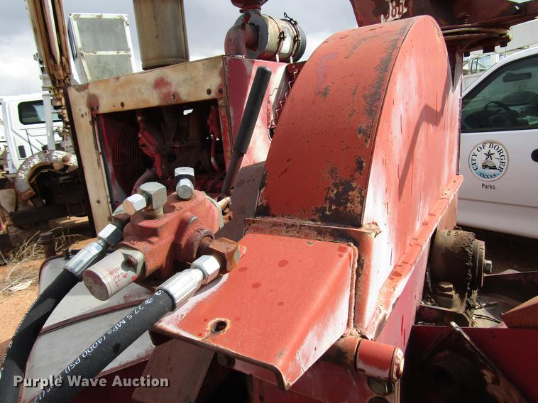 image for item DB6881 Olathe 986 chipper