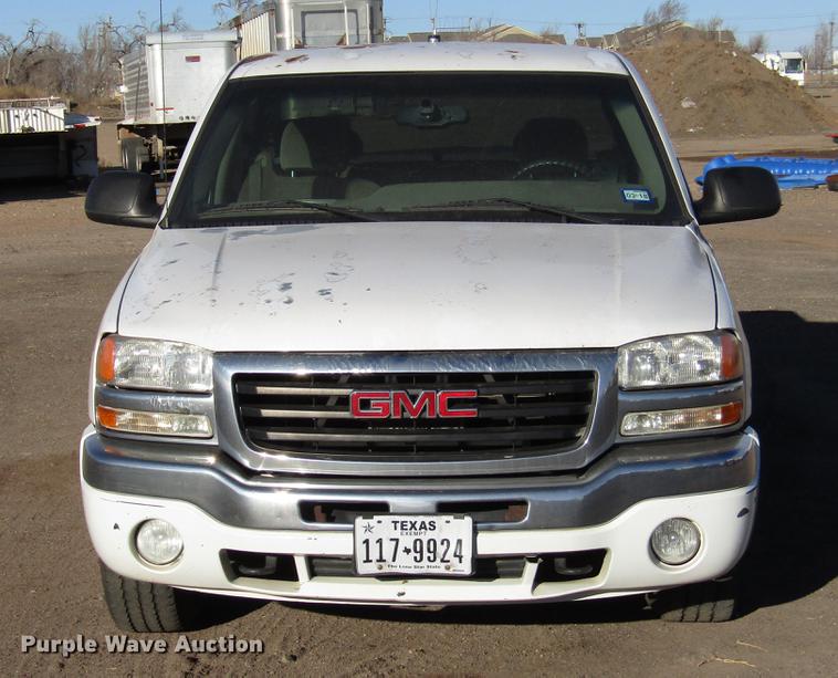image for item DB6890 2004 GMC Sierra 1500 Ext. Cab pickup truck