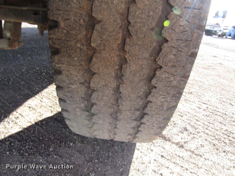 image for item DB6890 2004 GMC Sierra 1500 Ext. Cab pickup truck