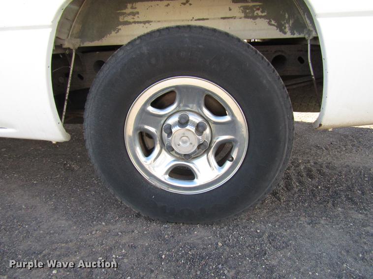 image for item DB6890 2004 GMC Sierra 1500 Ext. Cab pickup truck