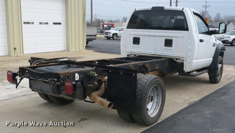image for item DB8835 2010 Dodge Ram 5500HD pickup truck cab and chassis