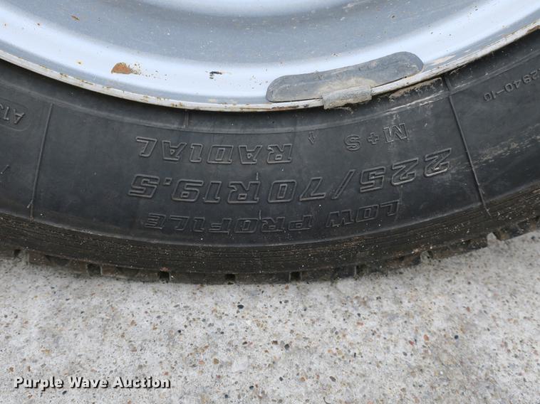 image for item DB8835 2010 Dodge Ram 5500HD pickup truck cab and chassis