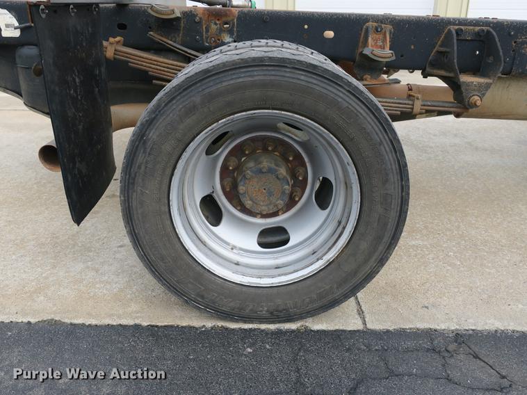 image for item DB8835 2010 Dodge Ram 5500HD pickup truck cab and chassis