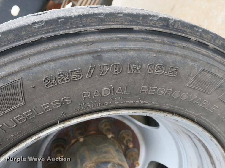 image for item DB8835 2010 Dodge Ram 5500HD pickup truck cab and chassis